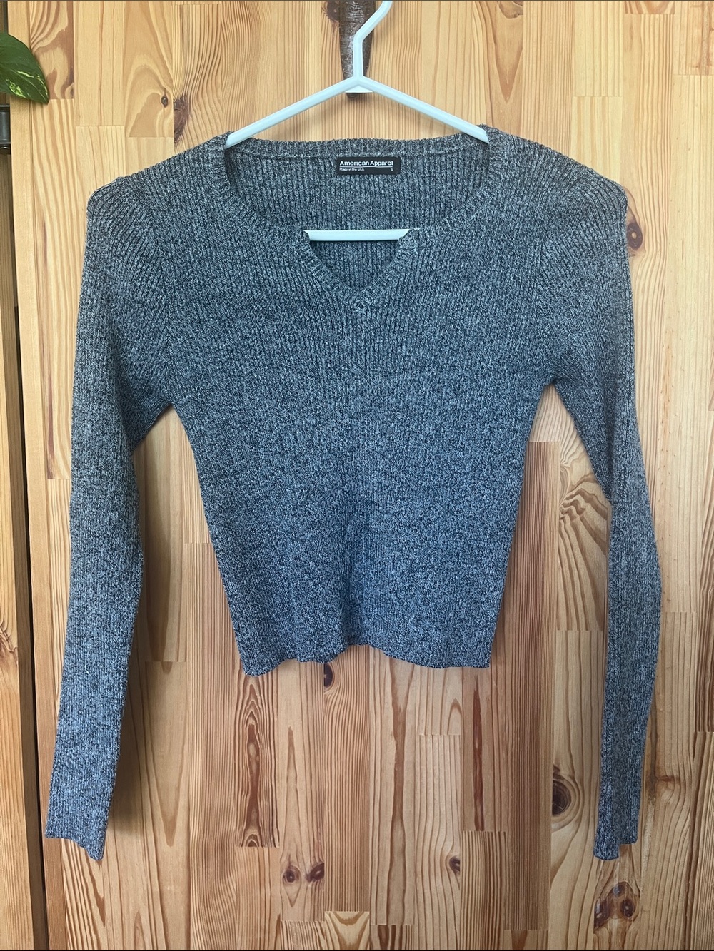 American Apparel Heather Gray Ribbed V-Neck Sweater (size S)